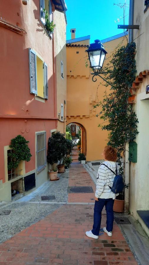 Menton, Centre Historique, Vue Mer Luaran gambar