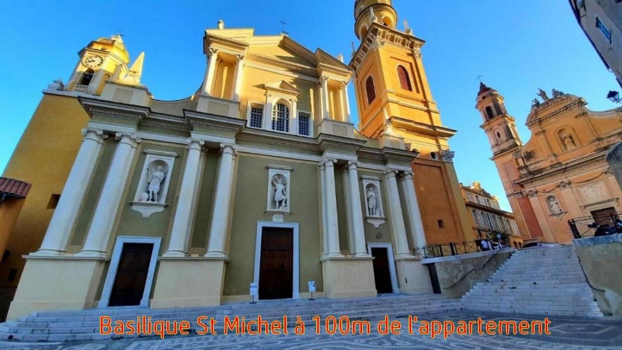 Menton, Centre Historique, Vue Mer Luaran gambar